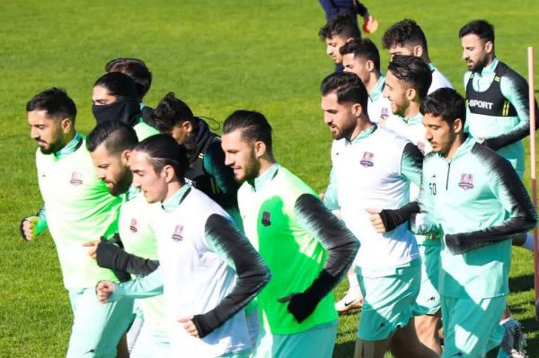  دیدار دوستانه نساجی با استقلال و شمس آذر