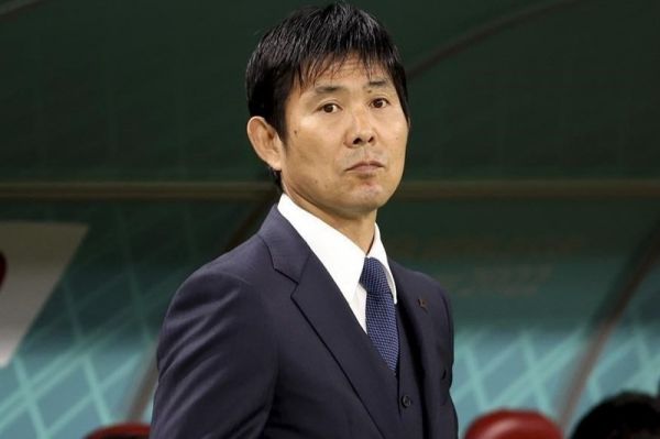  سرمربی ژاپن  ایران خط حمله قدرتمندی دارد  باید از اشتباهات‌مان درس بگیریم