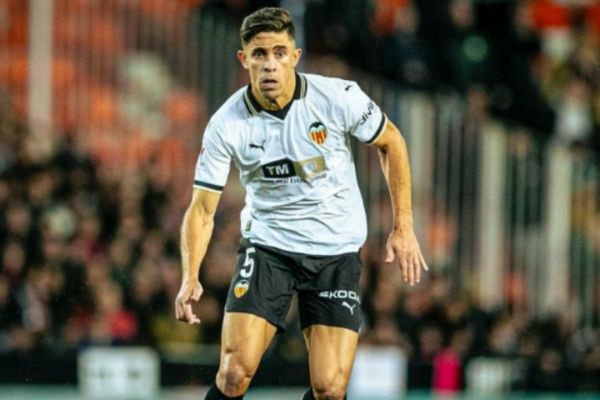  کاپیتان برزیلی والنسیا شاگرد دیگو سیمئونه شد