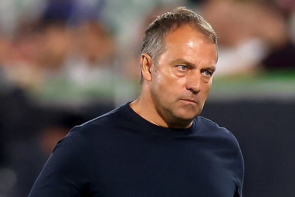  بارسلونا با هانسی فلیک وارد مذاکره شد