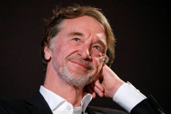 چرا منچستریونایتد خریدی را در ژانویه انجام نداد