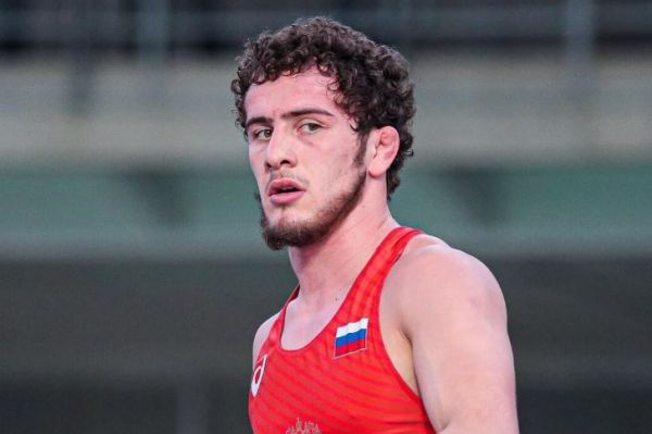  کشتی‌گیر روس تابعیتش را تغییر داد