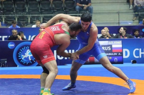 از جمع ۴ طلایی و نقرهای کشتی ایران در المپیک بوینسآیرس؛ فقط یک نفر به تیم ملی بزرگسالان رسید