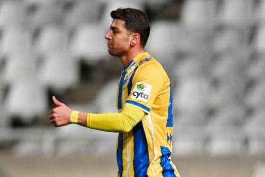 مهری بازهم برای آپوئل گل ساخت ؛ درک متقابل ساپینتو- مهری از یکدیگر