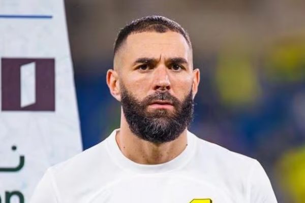 بنزما با سرمربی الاتحاد دعوا کرد و تمرین را ترک کرد