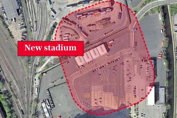 منچستریونایتد در انتظار تصمیم رتکلیف تخریب یا بازسازی الدترافورد