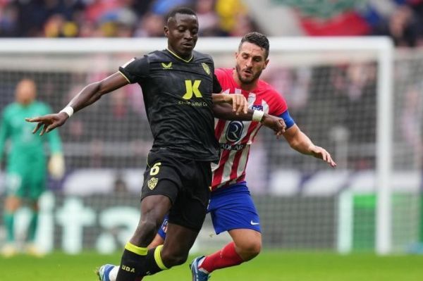 بارسلونا به دنبال جذب هافبک جوان آلمریا