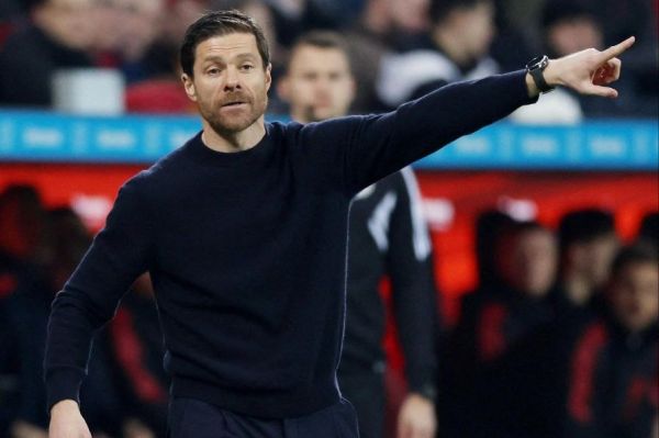 حرکت زیبای ژابی آلونسو؛ لطفا همه دستیارانم را تشویق کنید