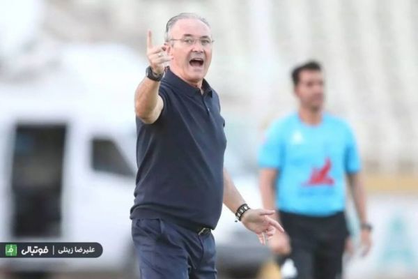 فولاد با مارتینز توافقی فسخ میکند