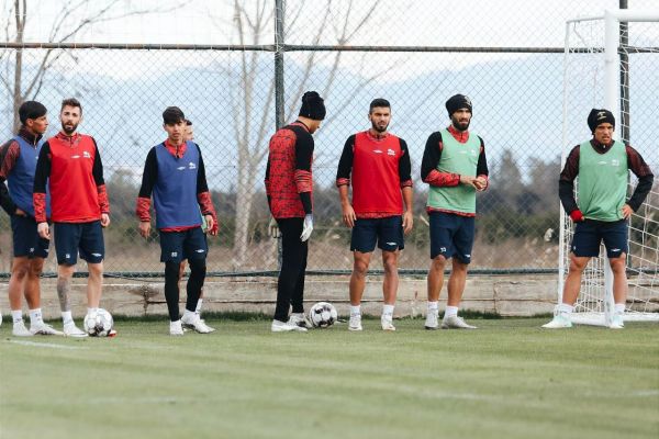  دیدار دوستانه تراکتور با رخش خودرو