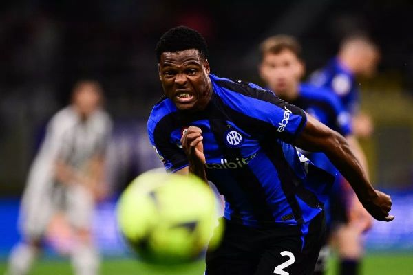  منچستریونایتد به دنبال ستاره هلندی اینتر