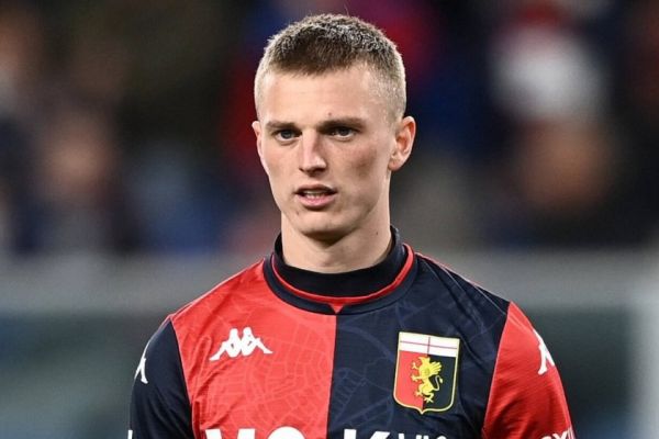 رقابت دو باشگاه انگلیسی برای خرید وینگر 26 ساله جنوا