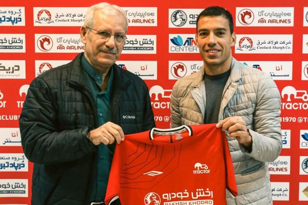 تراکتور یک وینگر صربستانی جذب کرد +تصاویر