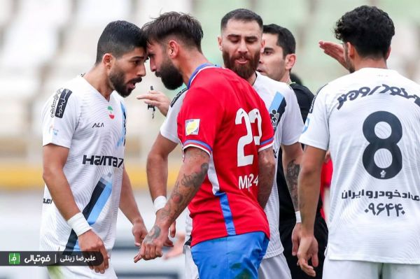 عکس نوشت درگیری در دستگردی، داشت شر میشد