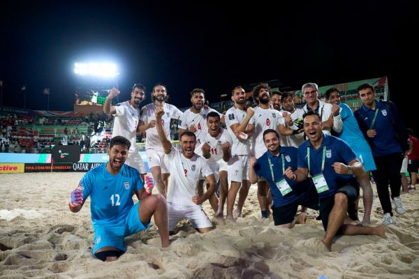  گزارش سایت فیفا از بازی ایران – اسپانیا و گفت و گو با مسلم مسیگر و محمدعلی مختاری