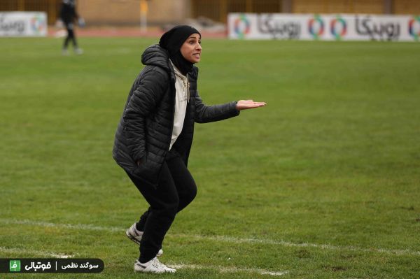گزارش تصویری اختصاصی/ دیدار تیمهای فوتبال بانوان نماینده البرز و کانی کردستان