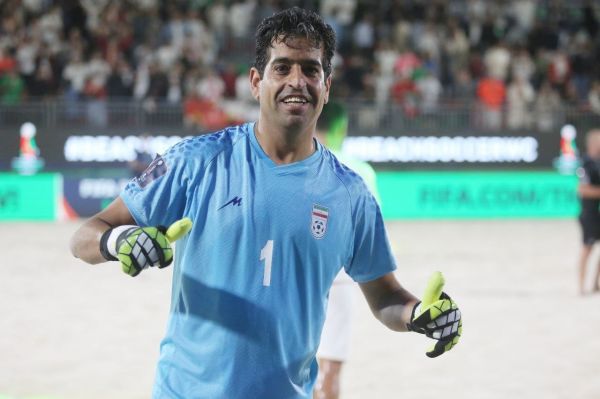 حمید بهزادپور هرگز تسلیم نخواهیم شد