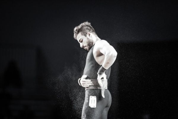  رستمی  انوشیروانی گفت از ایران برو   وزیر  خودت گفتی با فدراسیون همکاری نمی‌کنم