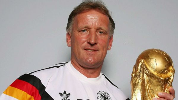  شوکی دیگر به دنیای فوتبال؛ آندریاس برمه به علت سکته قلبی درگذشت