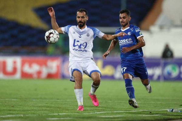  ملوان و استقلال با سوت علی‌اصغر؛ با مومنی داور بازی آشنا شوید