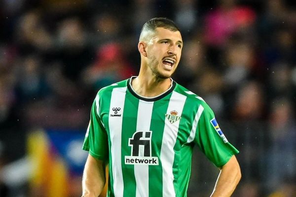  آینده گزینه نقل و انتقالاتی بارسلونا و اتلتیکو مادرید در هاله‌ای از ابهام