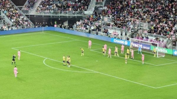  عکس؛ روش جالب تیم آمریکایی برای مهار ضربه ایستگاهی مسی