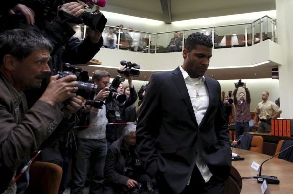 به بهانه اعلام حکم دنی آلوز؛ کدام ستارگان تاریخ فوتبال به زندان رفتند