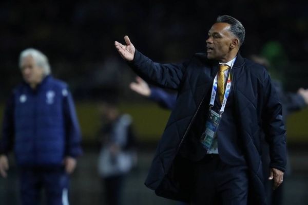 مورایس الهلال بهترین ترکیب آسیا را در اختیار دارد تا قبل از اخراج یزدانی، بازی توازن خوبی داشت