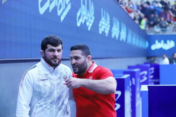 حبیبی یزدانی با بازدید از امکانات فرانسه در خصوص آینده خود تصمیم خواهد گرفت