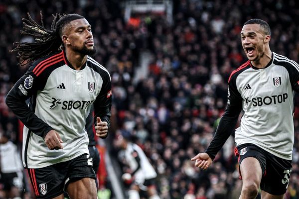  باخت لحظه آخری منچستریونایتد در اولدترافورد