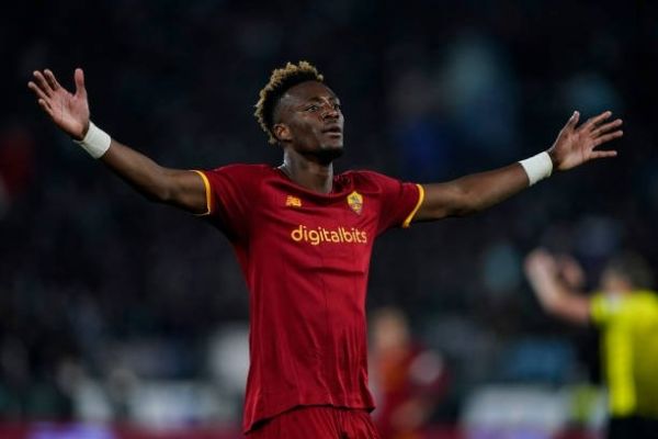  رقیب آزمون در آستانه بازگشت؛ آبراهام به زودی به میادین بازمی‌گردد