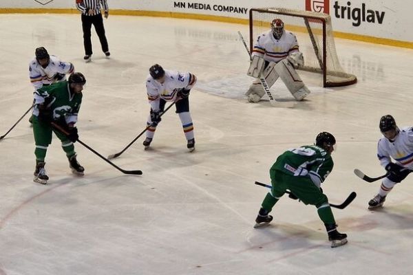 تیم ملی هاکی روی یخ ایران مغلوب کره شمالی شد