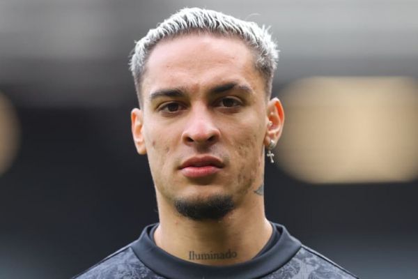  آمادگی منچستریونایتد برای فروش خرید گران و ناموفق خود