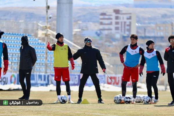  تمرین تراکتور در سرمای تبریز؛ خمز تیپ اسکی زد