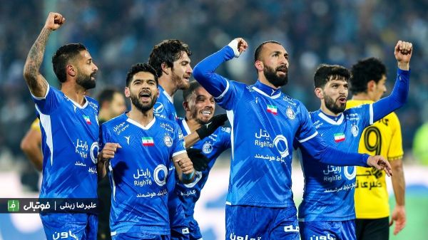  استقلال یک - سپاهان صفر  بهروزی استقلال با روزبه  تیره‌روزی‌های سپاهان ادامه دارد