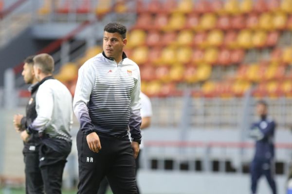  آل‌نعمه  می‌دانستیم بازی سختی با ملوان داریم  به بازیکنانم افتخار می‌کنم