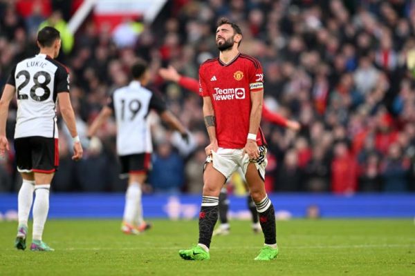  دفاع تمام قد تن هاگ از ستاره پرتغالی تیمش