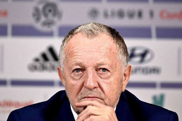 مالک باشگاه لیون قهرمانی لیگ فرانسه ارزشی ندارد وقتی همه چیز مشخص است