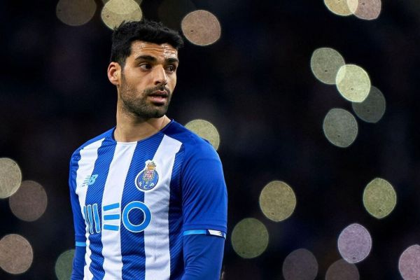 در آستانه بازی پورتو و بنفیکا؛ طارمی همچنان تحت درمان