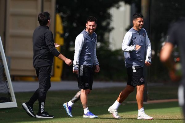 عکس؛ چهره خندان مسی و سوارز پیش از بازی مقابل اورلاندو سیتی
