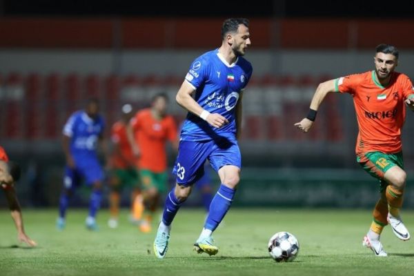  استقلال با ٣ سرمربی، بدون شکست برابر مس رفسنجان