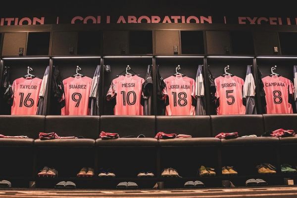  عکسی که سوارز از رختکن اینترمیامی منتشر کرد