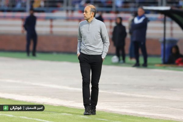  نویدکیا  اگر پنالتی استقلال مهار نمی‌شد، روند بازی عوض می‌شد