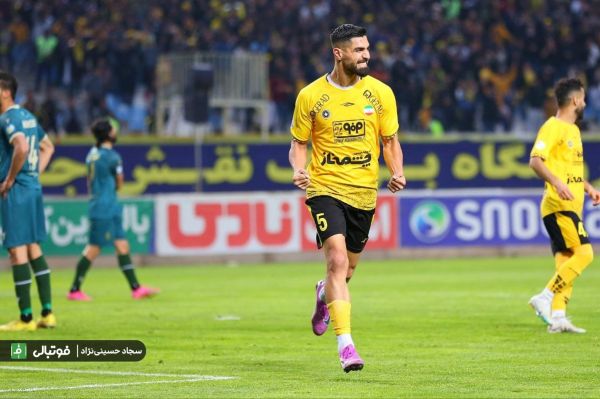  رضا اسدی مهاجمی برای همه رقابت‌های سپاهان