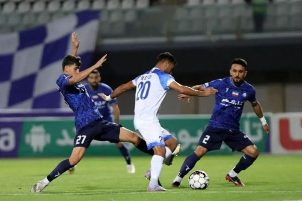 عواید بلیت فروشی بازی ملوان و گلگهر در اختیار مردم سیل زده سیستان و بلوچستان