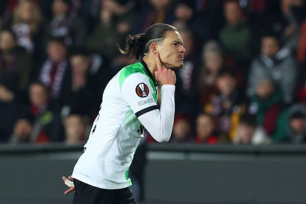 راه صعود برای لیورپول هموار شد؛ آتشبازی شاگردان کلوپ در پراگ