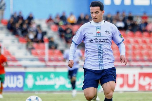 تیموری، مانع گلزنی حسینزاده در رفسنجان