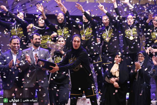گزارش تصویری اختصاصی/ جشن قهرمانی گروه بهمن در لیگ برتر بسکتبال بانوان