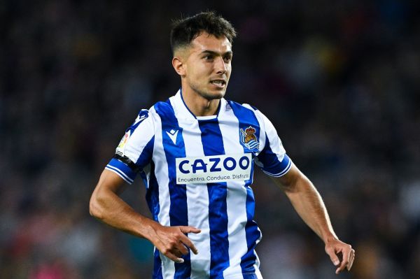 یوونتوس و میلان به دنبال جذب ستاره خط هافبک رئال سوسیداد