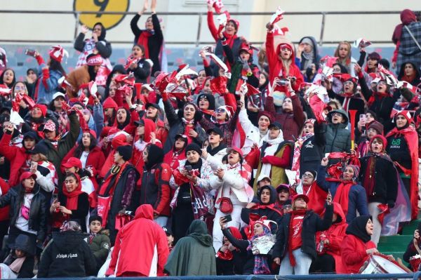  درخواست باشگاه پرسپولیس از فدراسیون فوتبال برای جایگاه مناسب‌تر برای حضور بانوان